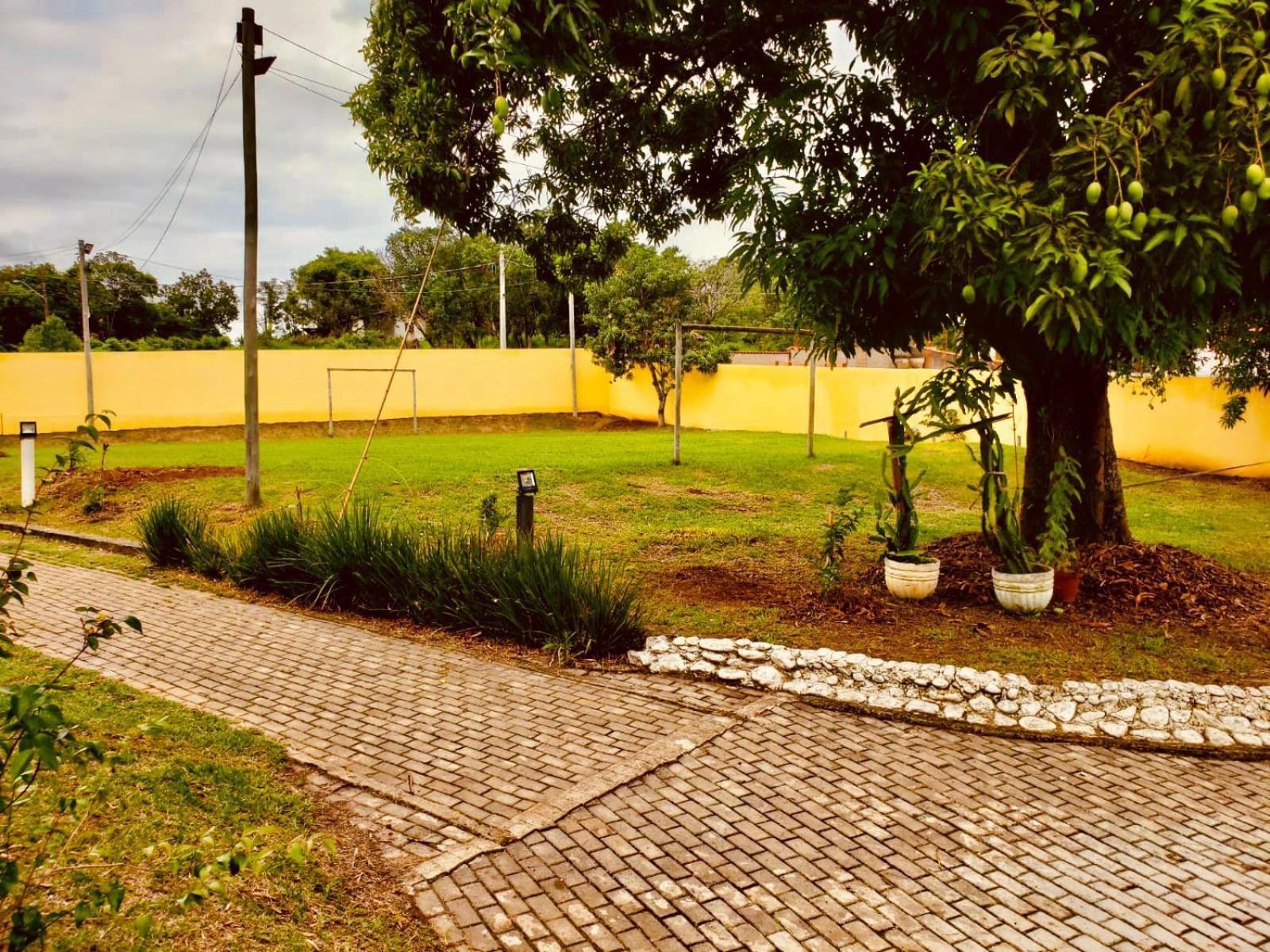 Chacara Charmosa Com Piscina, Campo De Futebol Villa Guaratinguetá Eksteriør billede