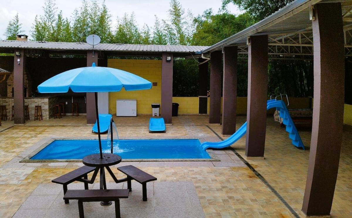 Chacara Charmosa Com Piscina, Campo De Futebol Villa Guaratinguetá Eksteriør billede